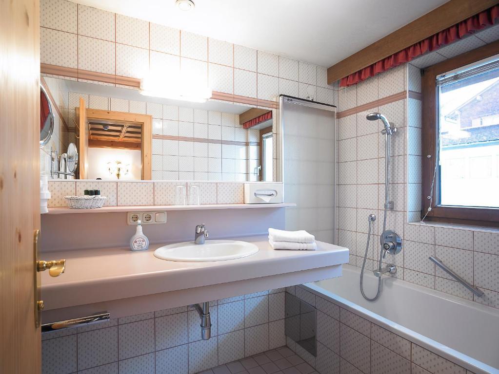Hotel Grieshof Sankt Anton am Arlberg Chambre photo